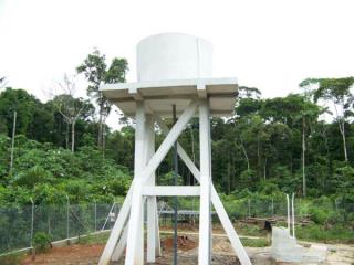 Sistema de bombeo de agua potable municipio comuna solar Ecuadoronal Yasuní.