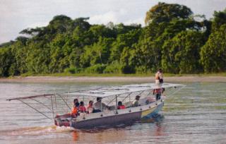 Tapiatpia barcos Paneles Solares VistazoVistazo